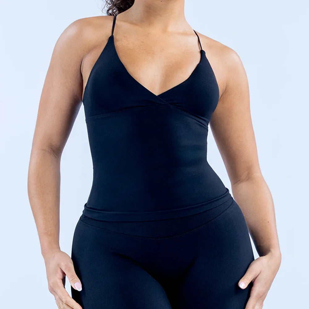 ZENVY Seamless Cross-Back Sports Tank – Padded Backless Gym & Yoga Top for Women