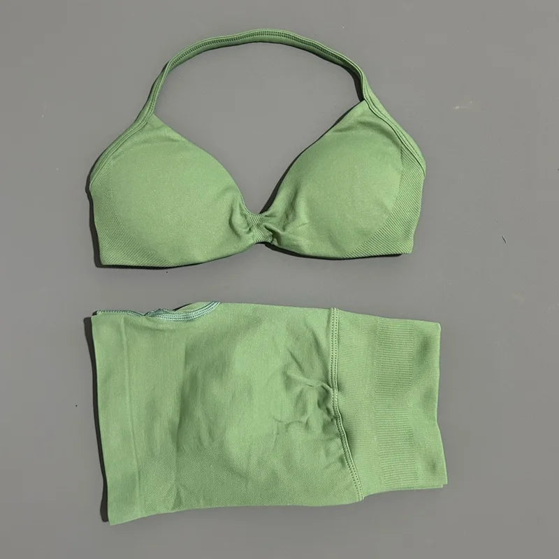 ZENVY Seamless Sculpt 2-Piece Set – Strappy Sports Bra & Scrunch Shorts Activewear