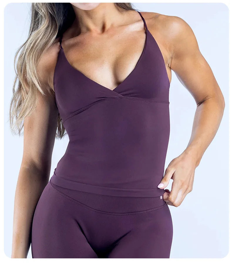 ZENVY Seamless Cross-Back Sports Tank – Padded Backless Gym & Yoga Top for Women