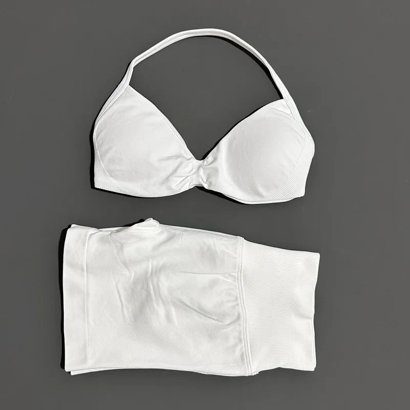 ZENVY Seamless Sculpt 2-Piece Set – Strappy Sports Bra & Scrunch Shorts Activewear