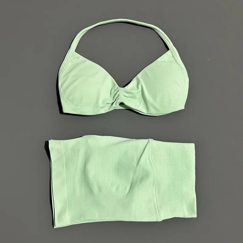 ZENVY Seamless Sculpt 2-Piece Set – Strappy Sports Bra & Scrunch Shorts Activewear
